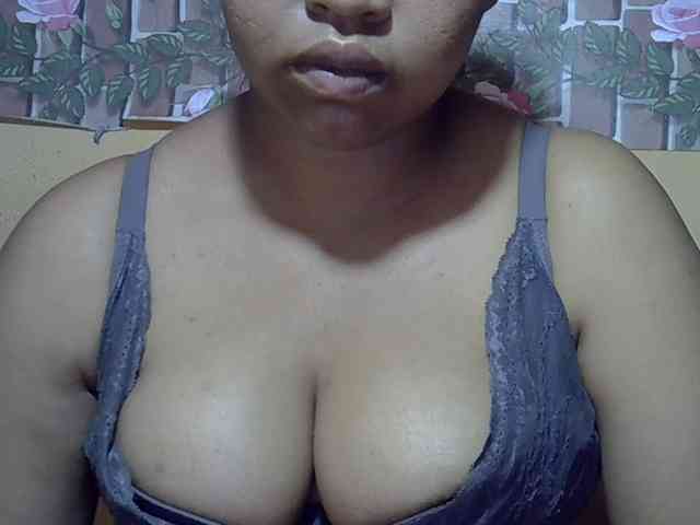 Sandiesexy webcam