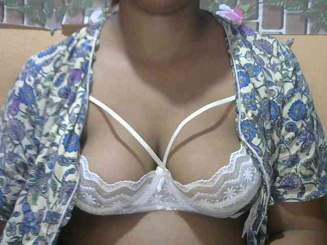 Sandiesexy webcam