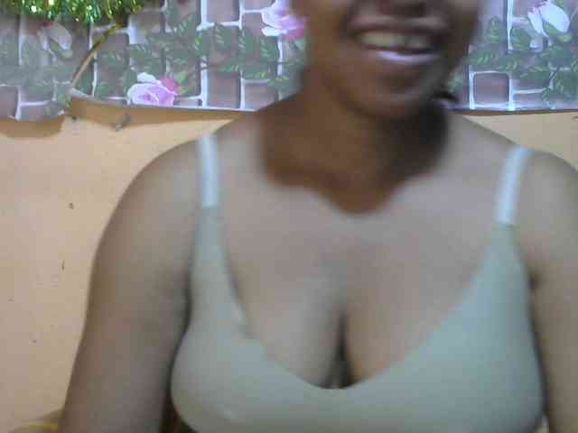 Sandiesexy webcam