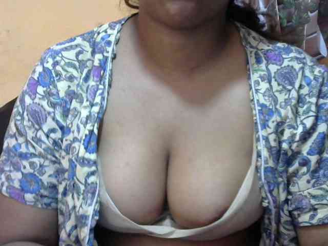 Model: Sandiesexy