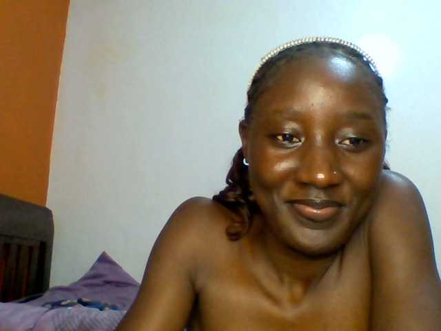 SexyLucia5 live cam on BongaCams