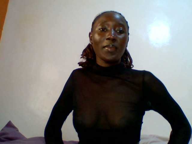 SexyLucia5 live cam on BongaCams