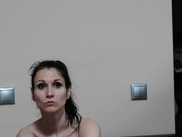 SEXYQUEEN55 live cam on BongaCams