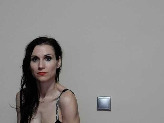 SEXYQUEEN55 live cam on BongaCams