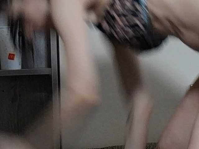 SEXYQUEEN55 live cam on BongaCams