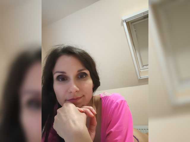 SEXYQUEEN55 live cam on BongaCams