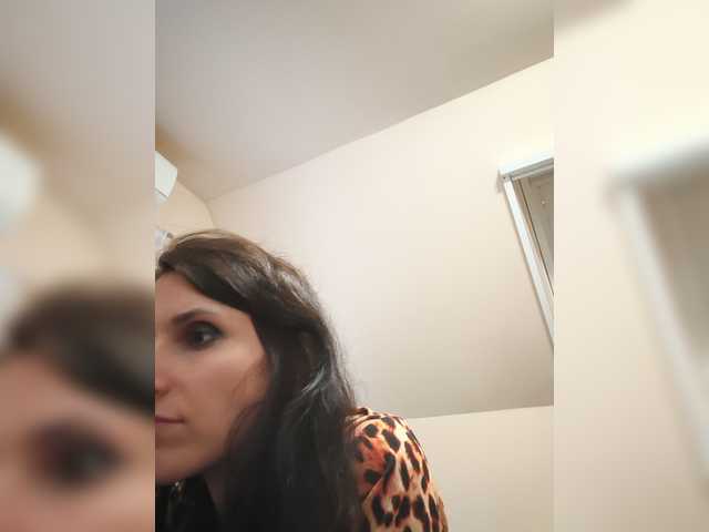 SEXYQUEEN55 live cam on BongaCams