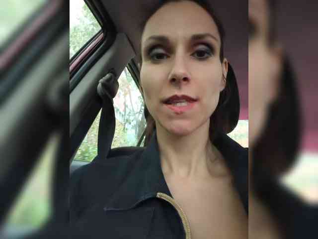 SEXYQUEEN55 webcam