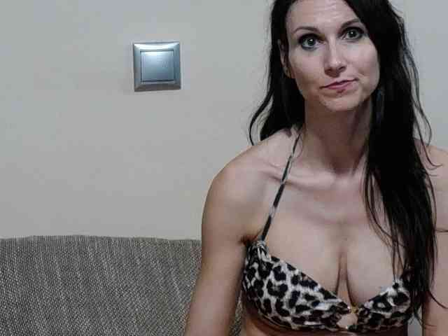 SEXYQUEEN55 webcam