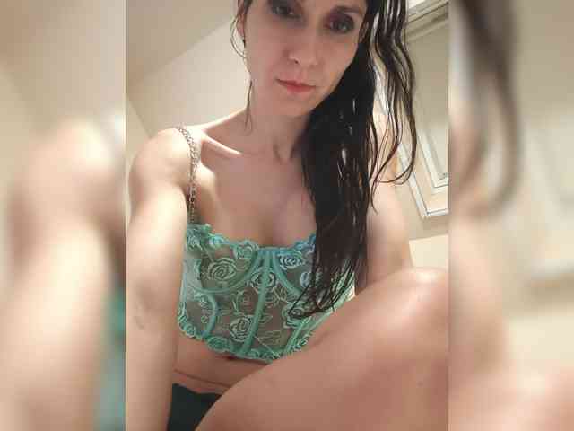 SEXYQUEEN55 webcam