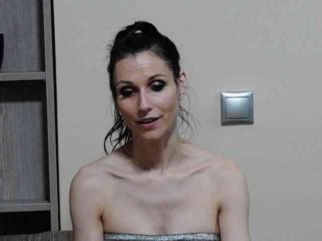 SEXYQUEEN55 webcam