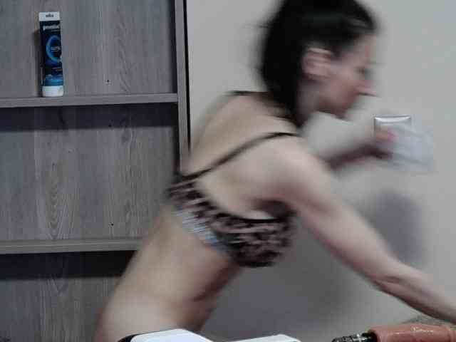 SEXYQUEEN55 webcam