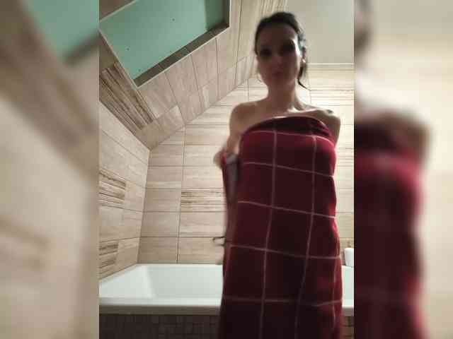 SEXYQUEEN55 webcam