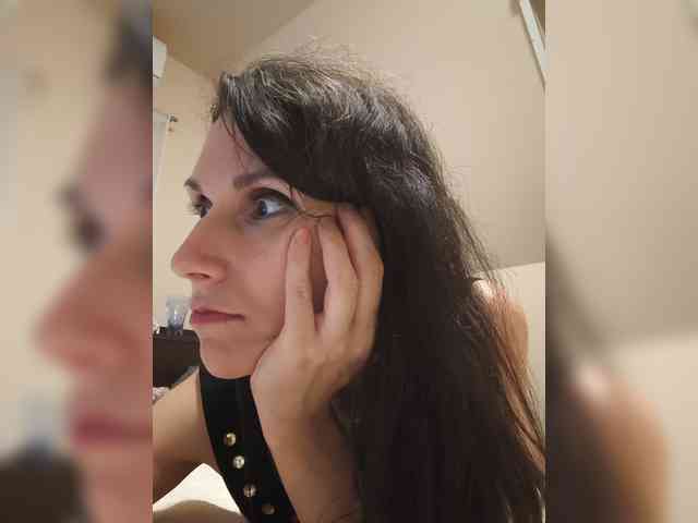 SEXYQUEEN55 webcam