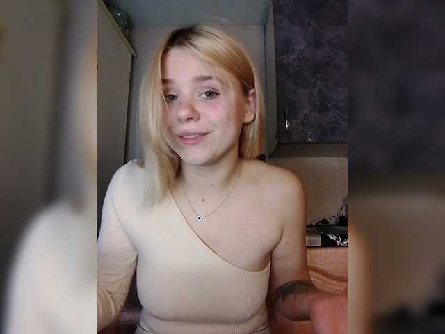 Ivanna0328's BongaCams show and profile