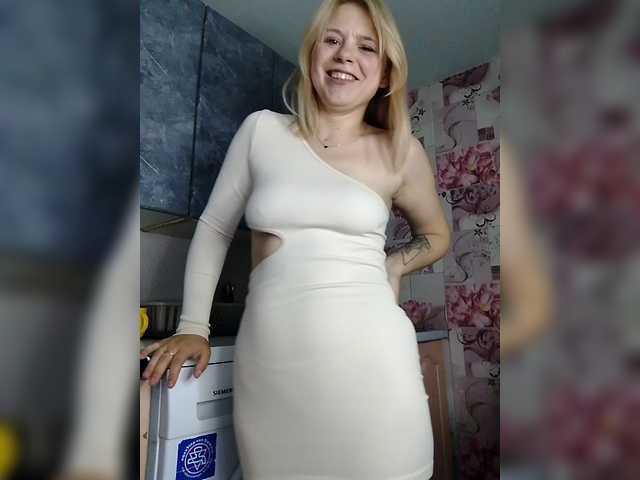 Ivanna0328's BongaCams show and profile