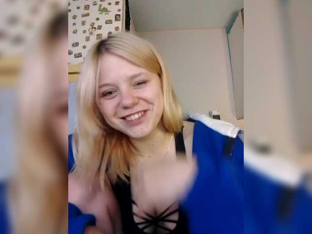 Ivanna0328's BongaCams show and profile