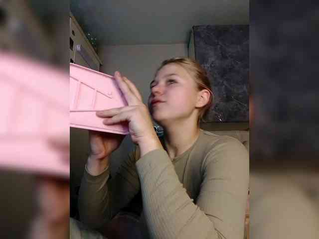 -___--_--------- webcam