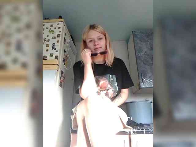 -___--_--------- webcam