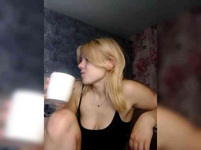 Модель: -___--_---------