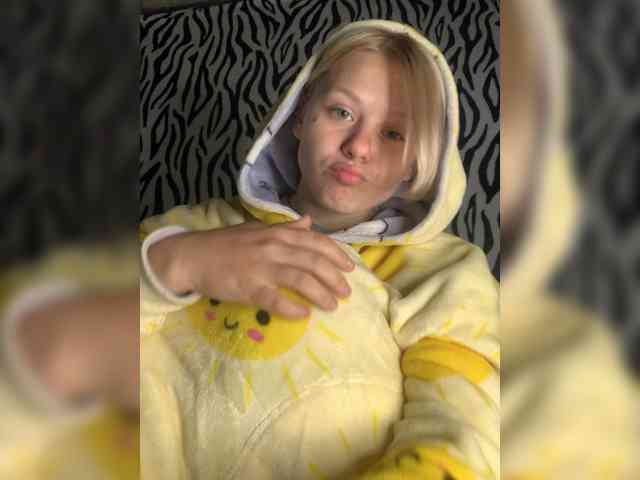 -___--_--------- webcam