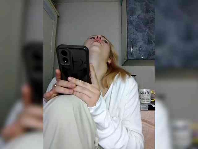 -___--_--------- webcam