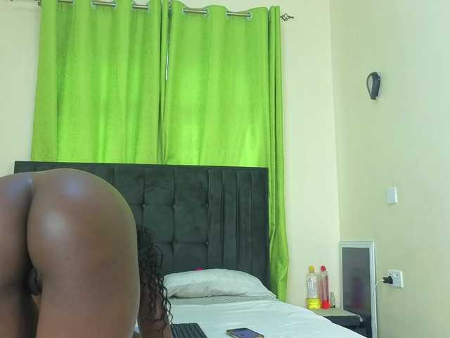 Chocolate-Goddess's BongaCams show and profile