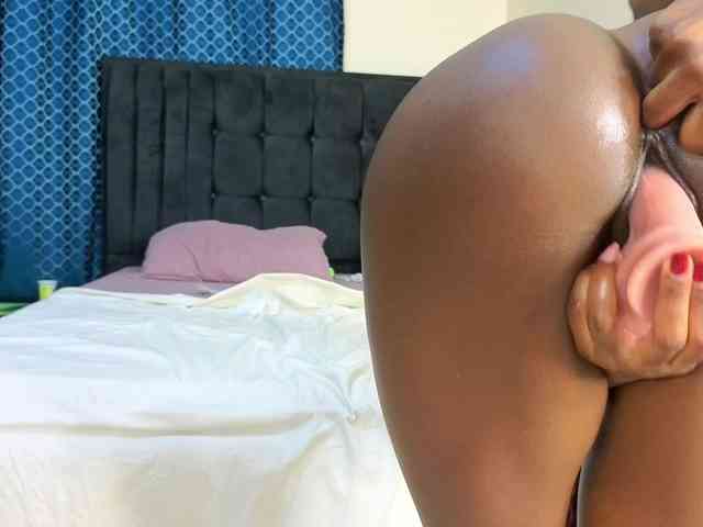 Chocolate-Goddess webcam
