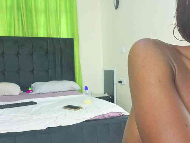 Chocolate-Goddess webcam