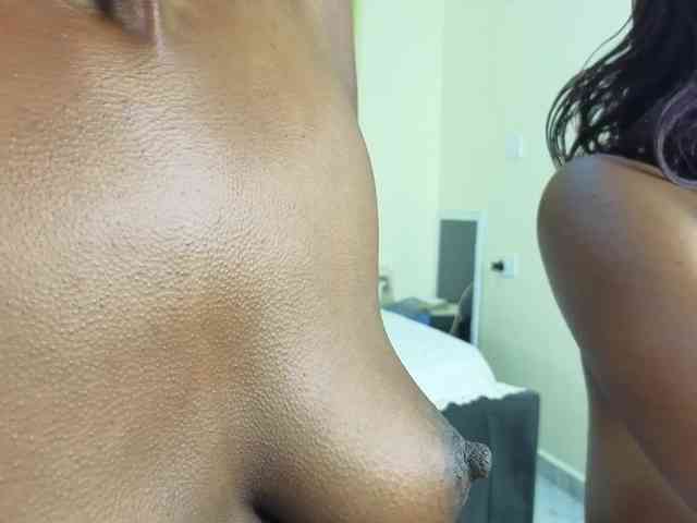 Chocolate-Goddess webcam