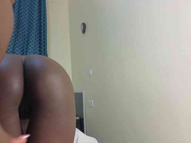 Chocolate-Goddess webcam