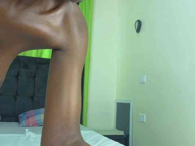 Chocolate-Goddess webcam