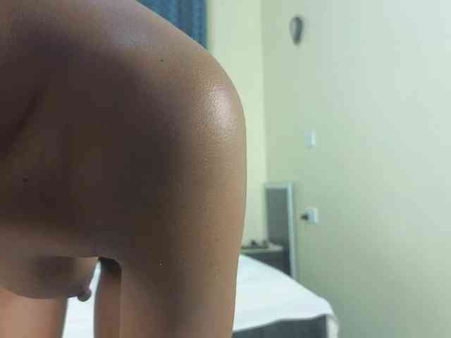 Chocolate-Goddess webcam