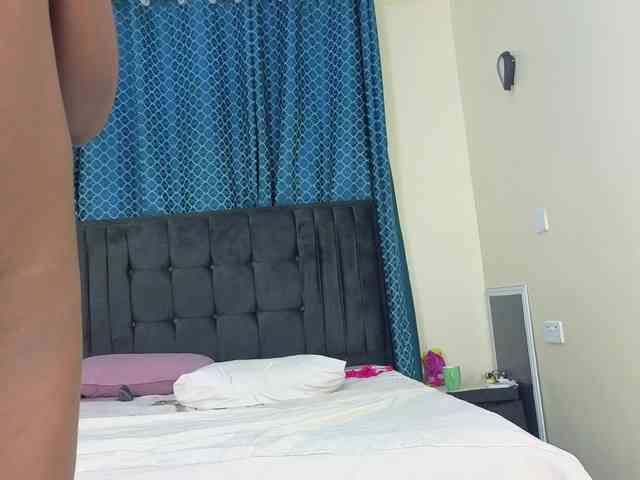Chocolate-Goddess webcam