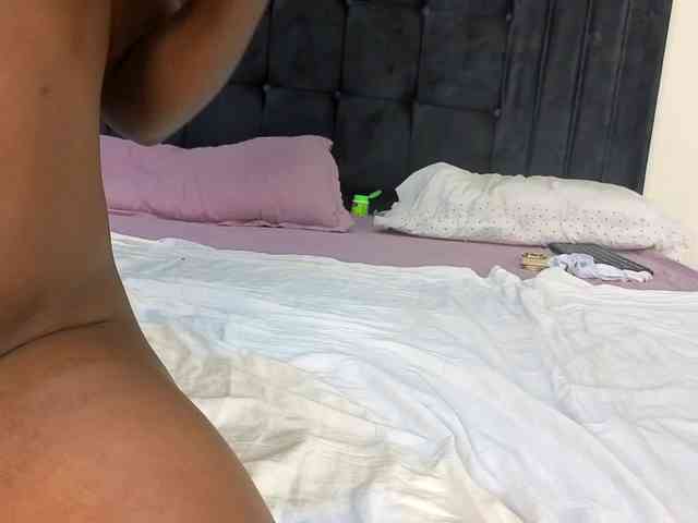 Chocolate-Goddess webcam