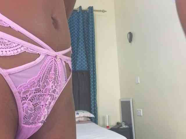 Chocolate-Goddess webcam