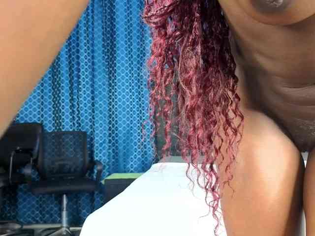 Chocolate-Goddess webcam