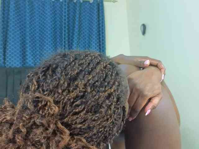 Chocolate-Goddess webcam