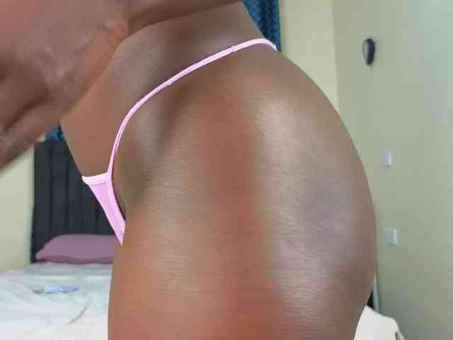 Chocolate-Goddess webcam