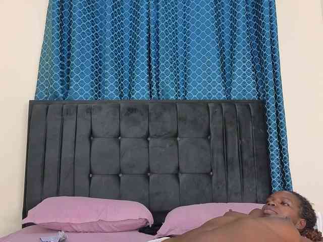 Chocolate-Goddess webcam