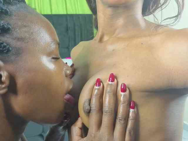 Chocolate-Goddess webcam