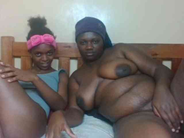 Black-ebonies webcam