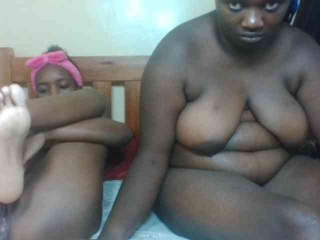 Black-ebonies webcam