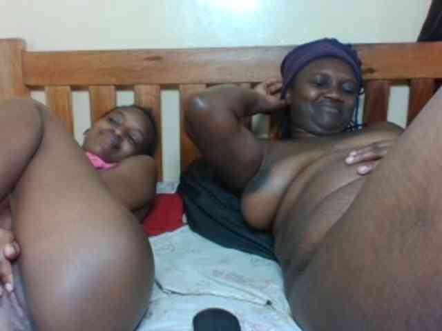 Black-ebonies webcam