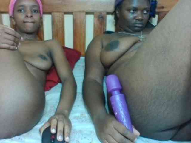 Black-ebonies webcam