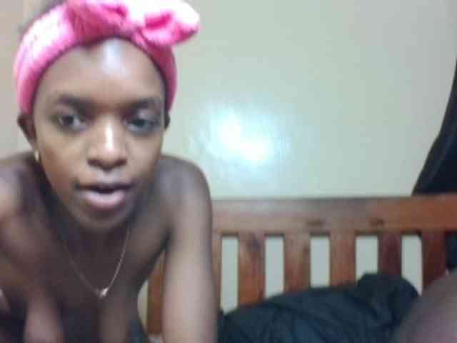 Black-ebonies webcam