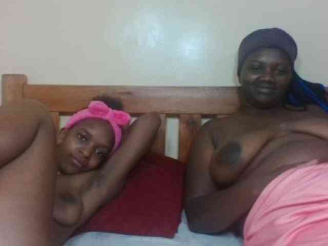 Black-ebonies webcam