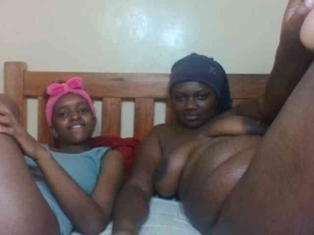 Black-ebonies webcam