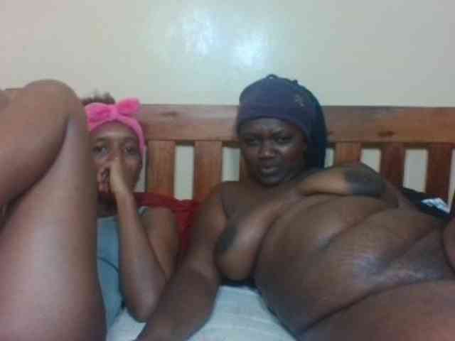 Black-ebonies webcam