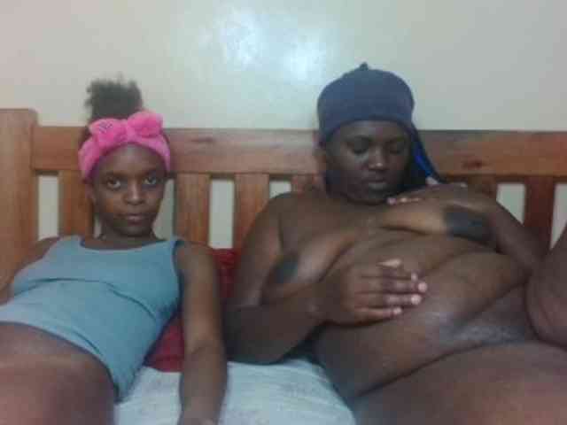 Black-ebonies webcam